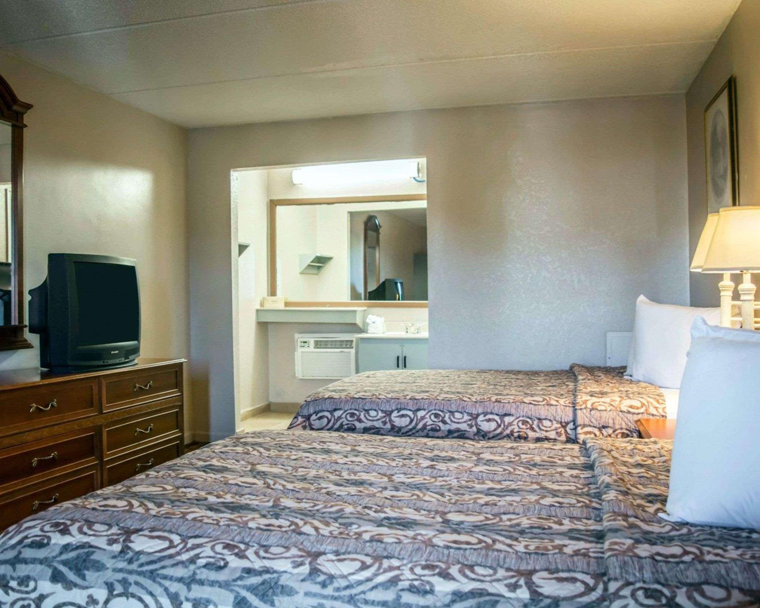 Rodeway Inn Clearwater-Dunedin Dış mekan fotoğraf