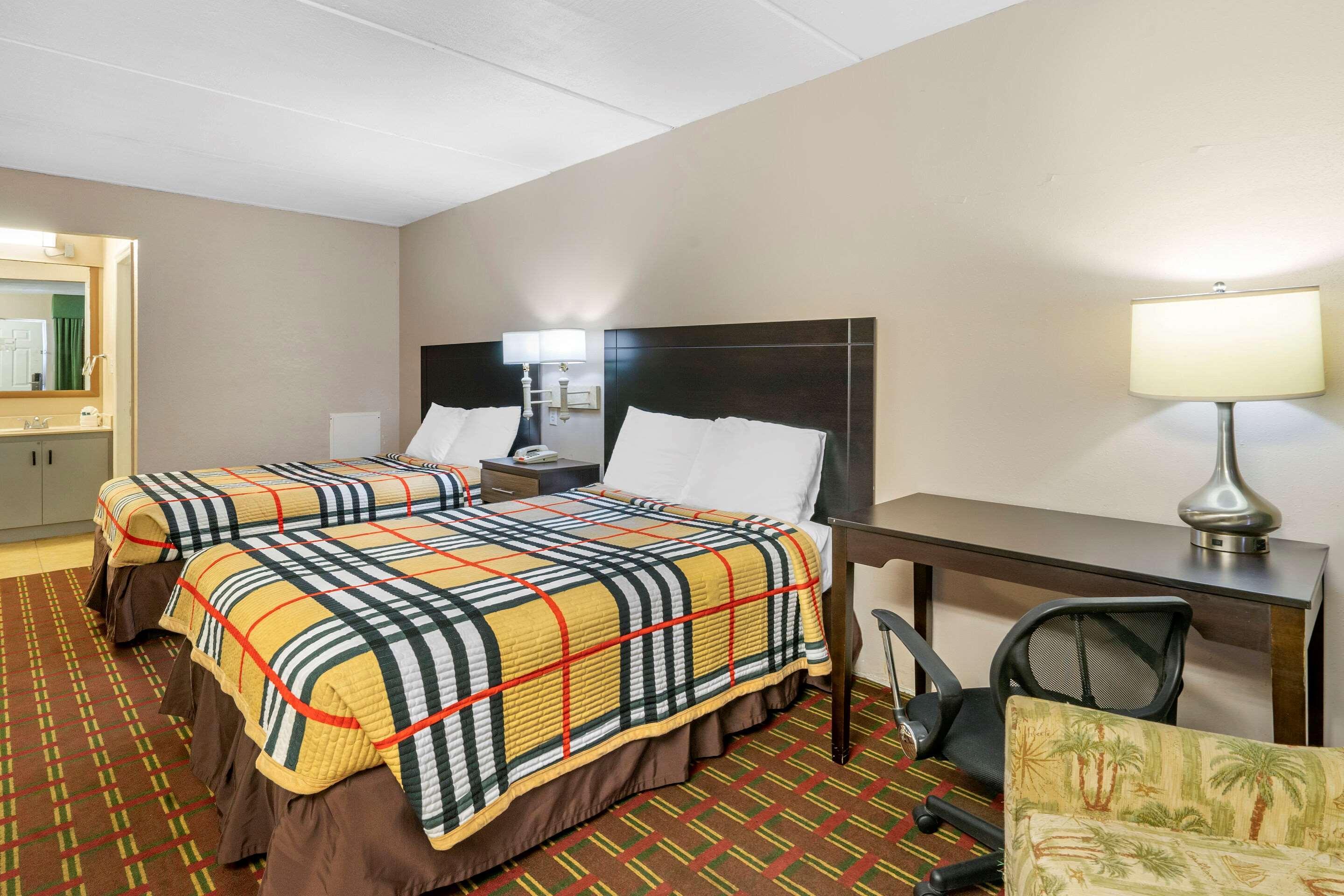 Rodeway Inn Clearwater-Dunedin Dış mekan fotoğraf