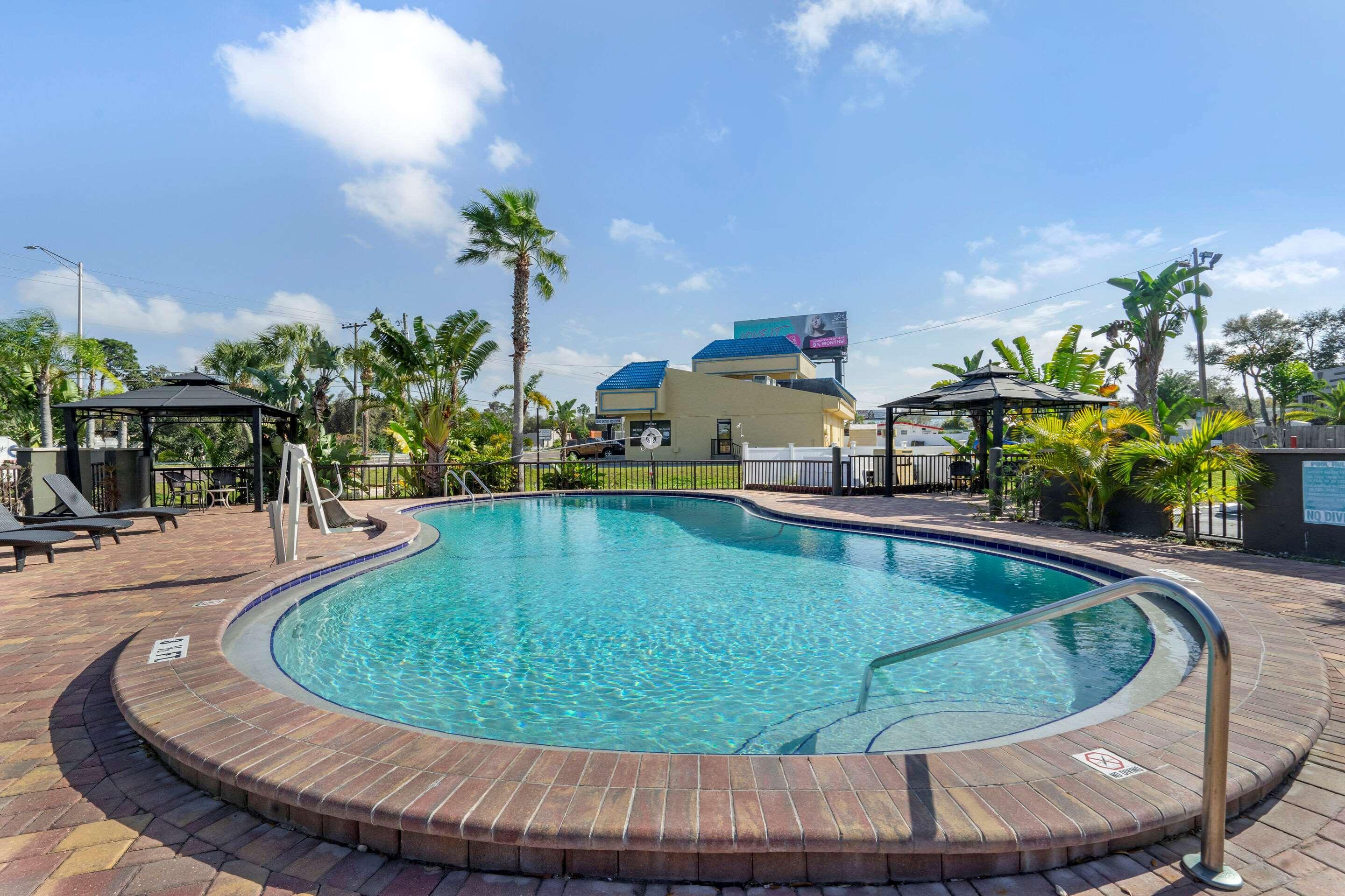 Rodeway Inn Clearwater-Dunedin Dış mekan fotoğraf