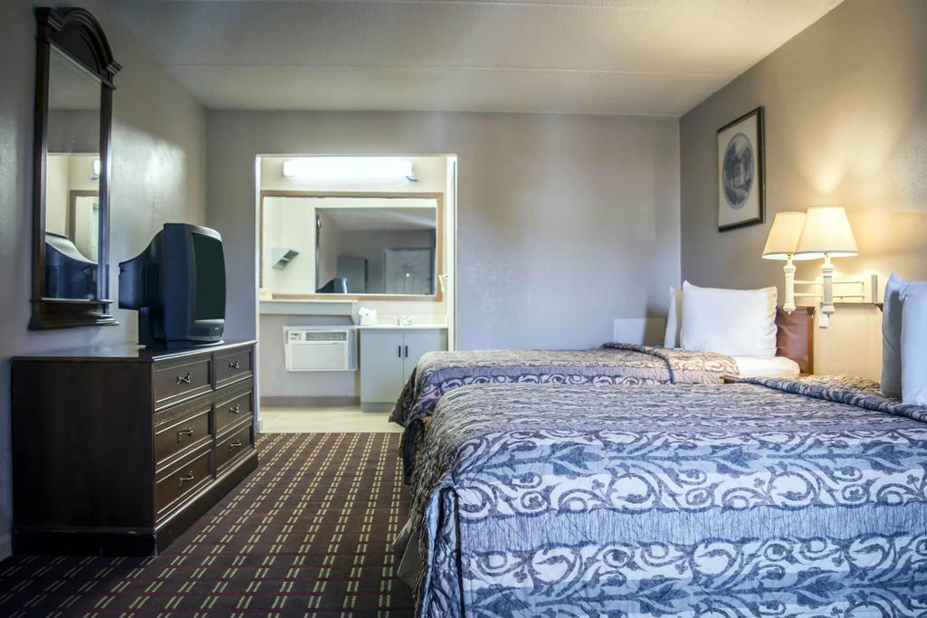Rodeway Inn Clearwater-Dunedin Dış mekan fotoğraf