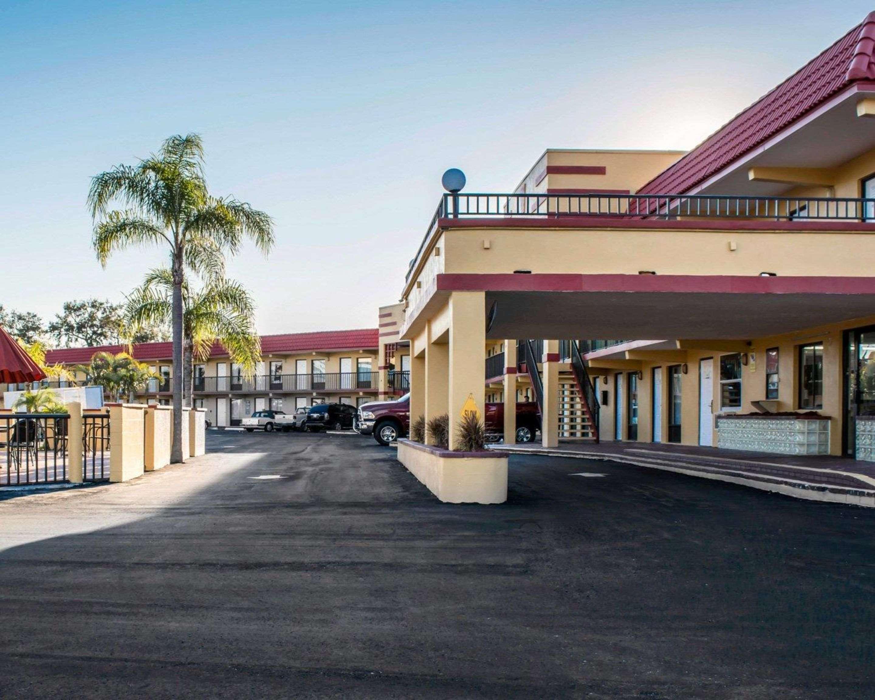 Rodeway Inn Clearwater-Dunedin Dış mekan fotoğraf