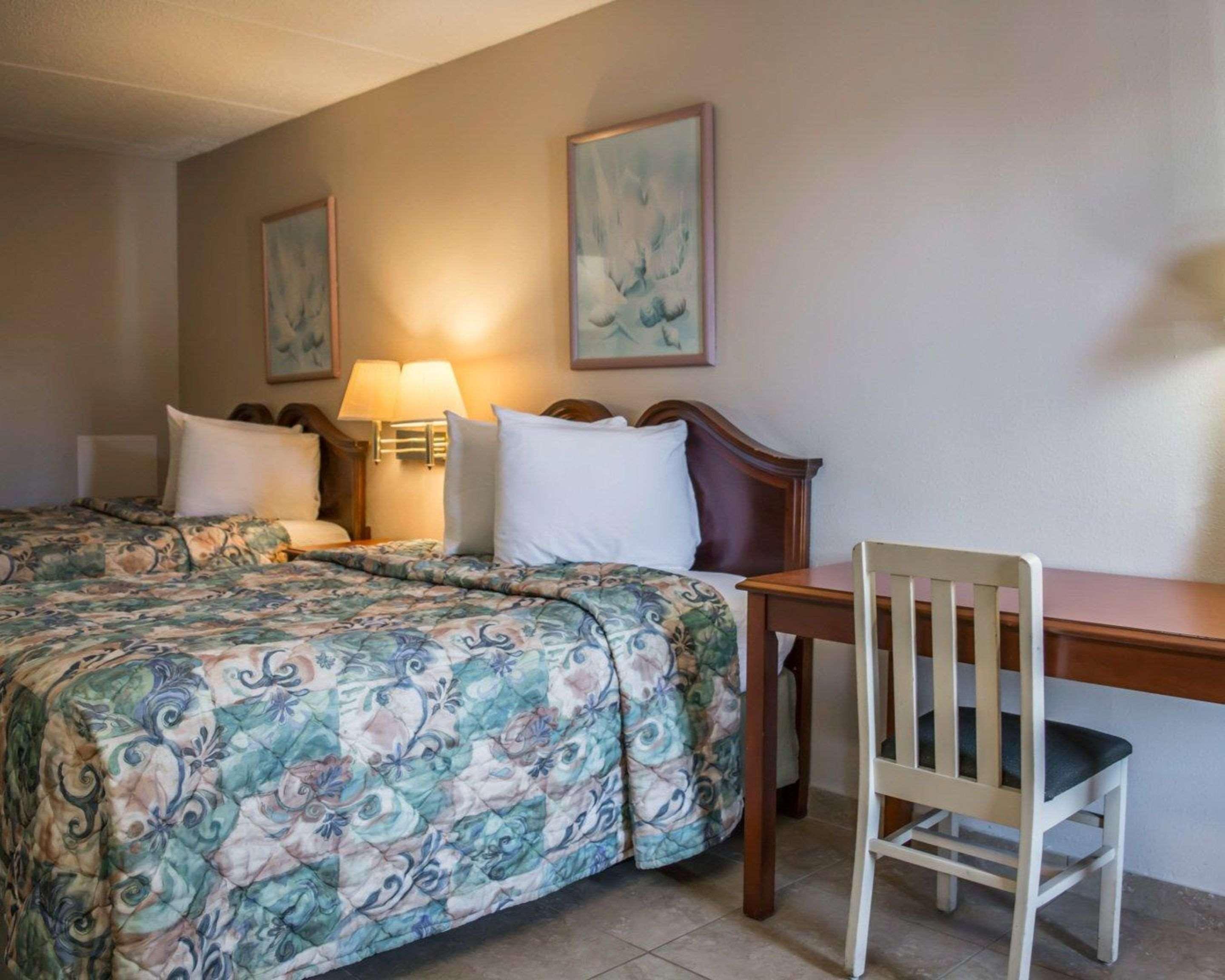 Rodeway Inn Clearwater-Dunedin Dış mekan fotoğraf