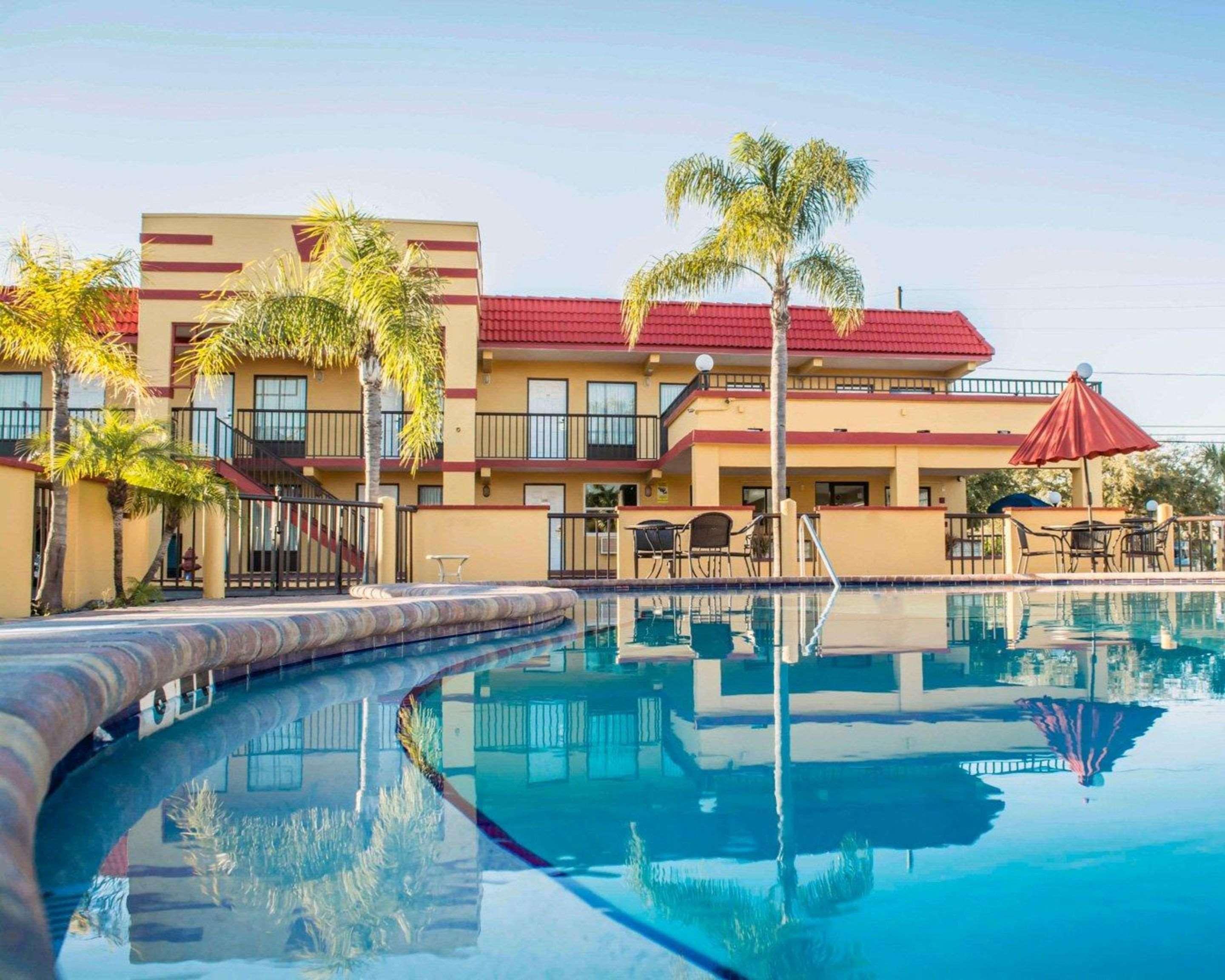 Rodeway Inn Clearwater-Dunedin Dış mekan fotoğraf